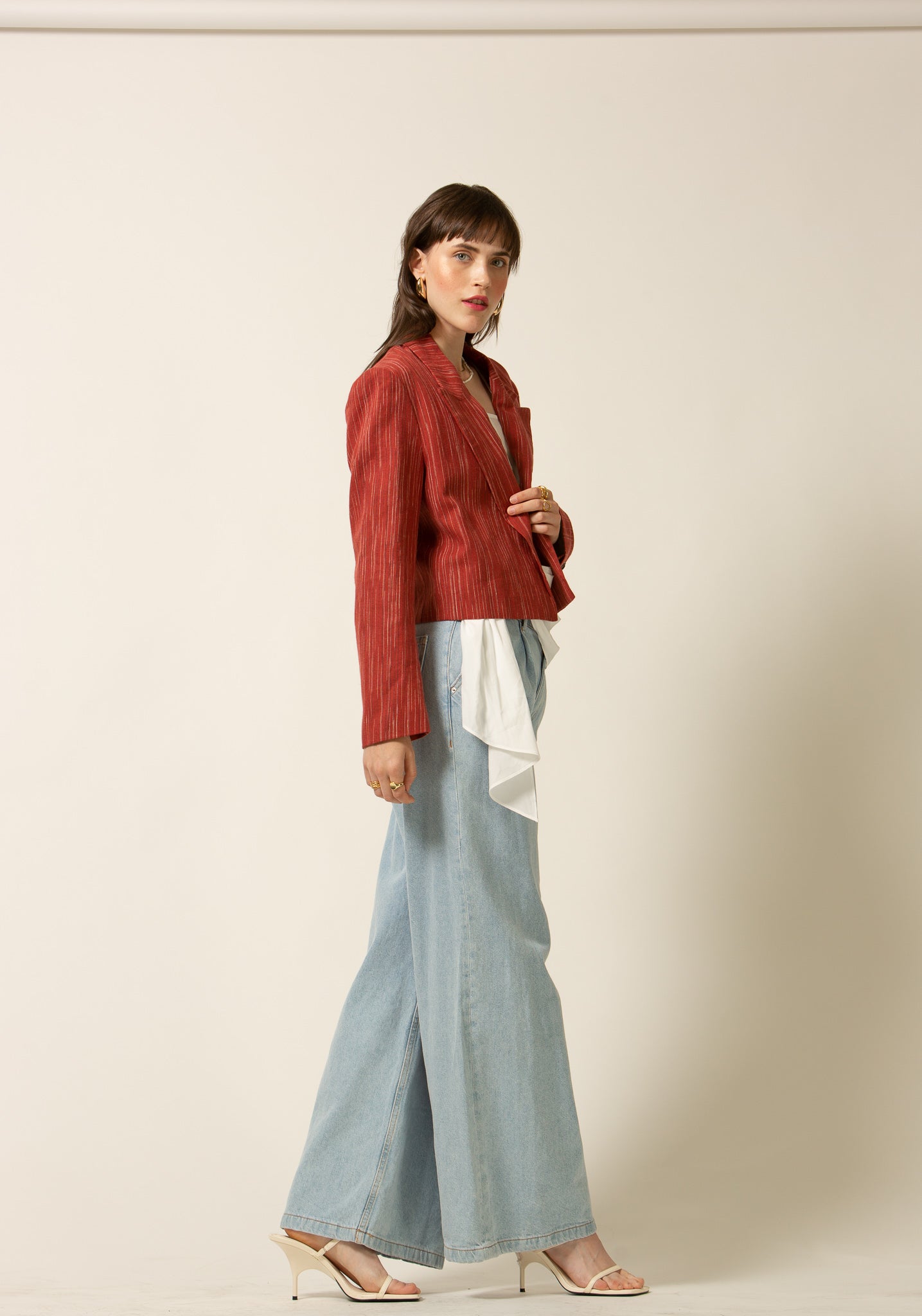 Zoe Linen Cropped Blazer